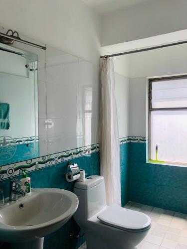 Twin Room with Bathroom