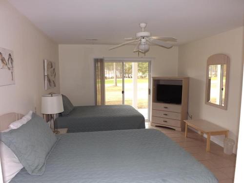 Close to Beach Brunswick Plantation Condo 2302M with 27 Hole Golf Course Onsite condo detail