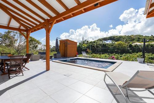 villa de prestige Anse ka'nel in Le Moule