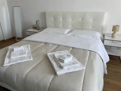 Cavour16 rent bedrooms, Genua
