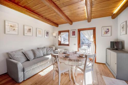  Petit Blanc in Chamois