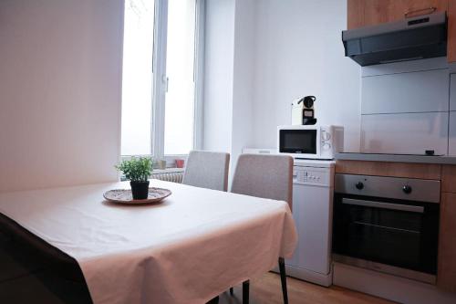 Appartement 3 pièces, idéal famille et travail, parking gratuit