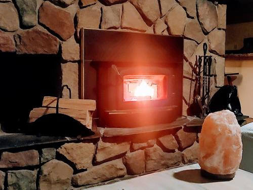 Cozy Escape, Kawarthas Cottage With Sauna