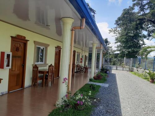 Skats, Binalonan Transient/GUESTHOUSE (PENSION GLAYDIE) in Binalonan