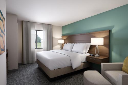 Staybridge Suites Detroit - Southfield