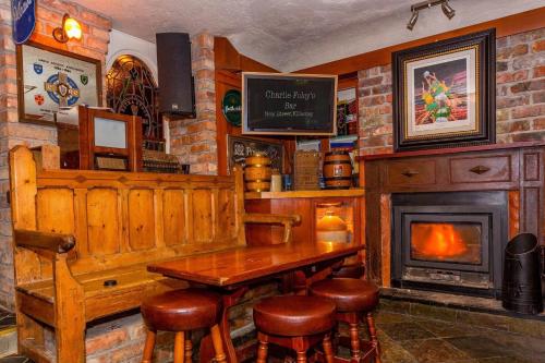 Instalaciones, Charlie Foleys in Killarney