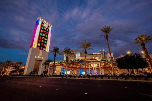 436928168 SAHARA Las Vegas