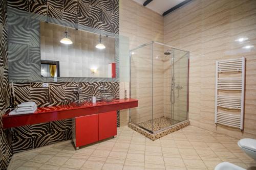 Apartamente La Teatru Safari