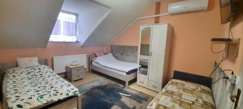 Double Room with Shared Bathroom