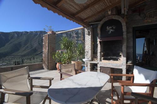 Stone house with panoramic view