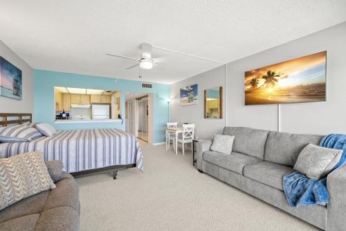 Ocean Sands 1204 North in St Pete Beach, USA