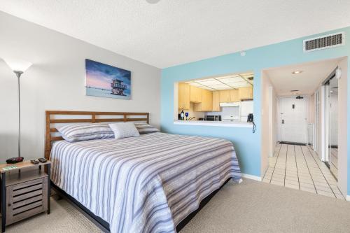 Ocean Sands 1204 North in St Pete Beach, USA