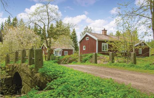 Stunning Home In Vimmerby With Wifi