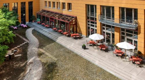 Hotel Elbflorenz Dresden - image 14
