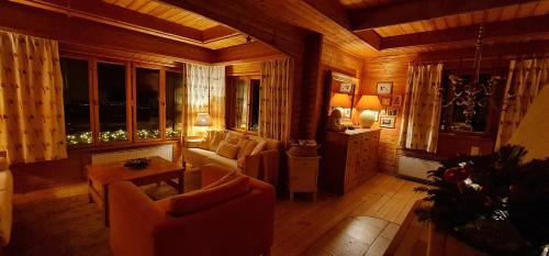 Mont Blanc Chalet in Grandevent