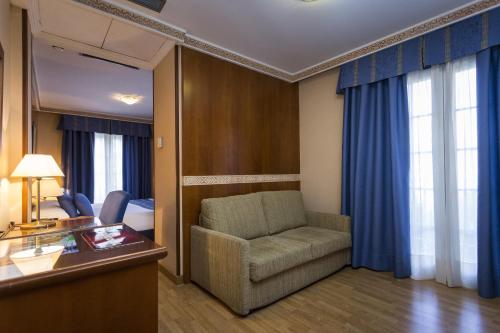 Hotel Dauro Premier, Grenade (photo 3)