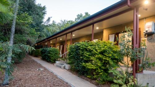 The Manor House, Magnetic Island