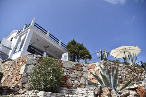  Secluded fisherman´s cottage Cove Zecja, Hvar - 13858 in 21465 Jelsa