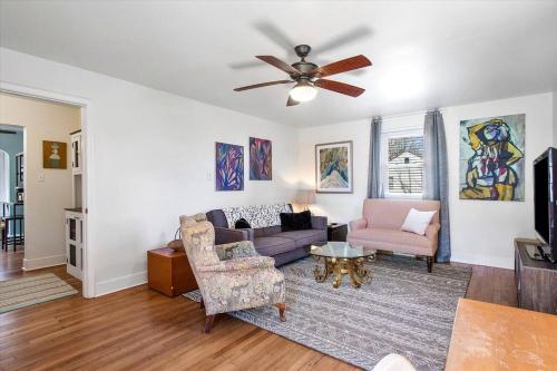 Private House Mins to Maymont Park, Trails & VCU!