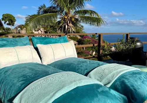 437016265 Château de feuilles & SPA - Praslin island