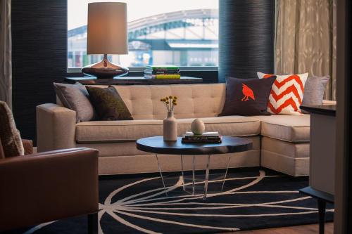 437016972 Kimpton Hotel Palomar Phoenix Cityscape by IHG