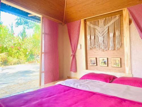 1 queen bed
