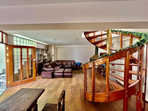 Cusco House Inn Hostel in กุสโก