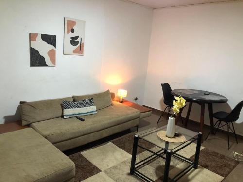 Studio meublé Bastos Carrefour