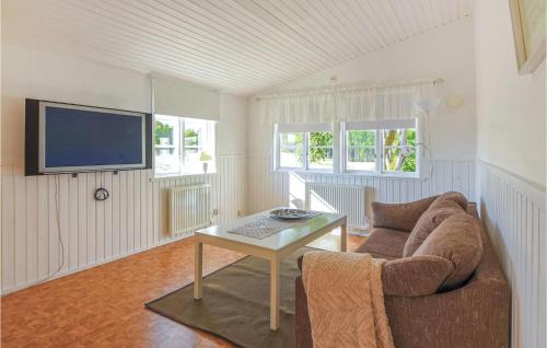 Awesome Home In Tösse With Kitchen (Awesome Home In Tosse With Kitchen) in 托塞