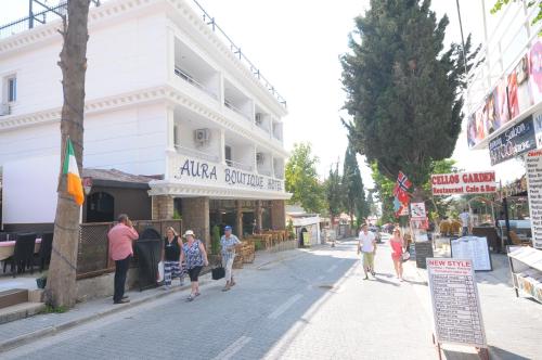 Aura Hotel - image 4