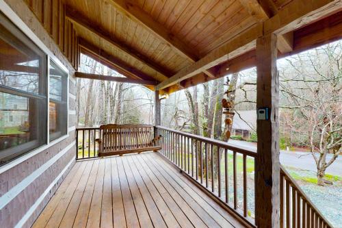 American Pride Cabin in Seven Devils, USA