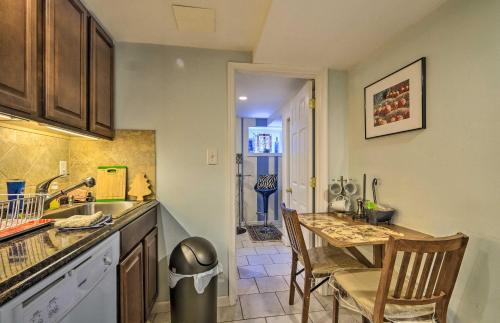 Bethesda Apartment and Yard about 9 Mi to D C in Bethesda, USA