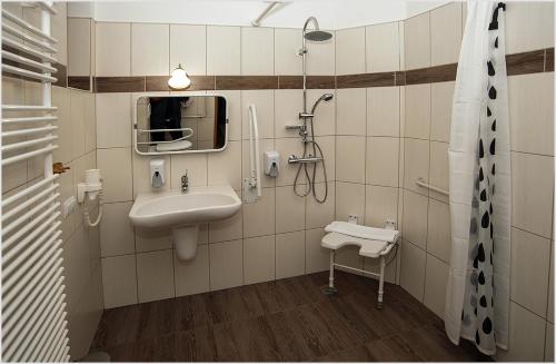 Szent Gellért Borház és Vendégfogadó - image 5