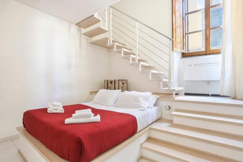 Red Loft near Duomo-Hosted by Sweetstay