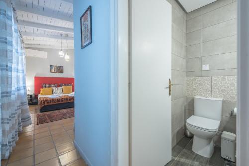 Athenian Niche in Plaka - 4 Bdrm Villa - 10 adults - image 13