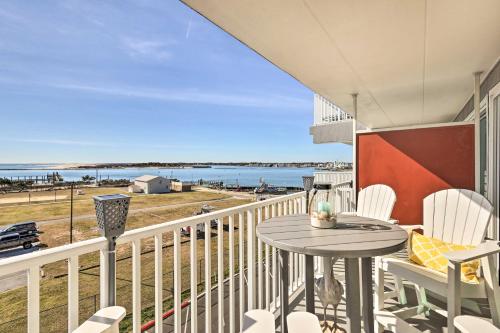 End-Unit Ocean City Condo with Panoramic Views!