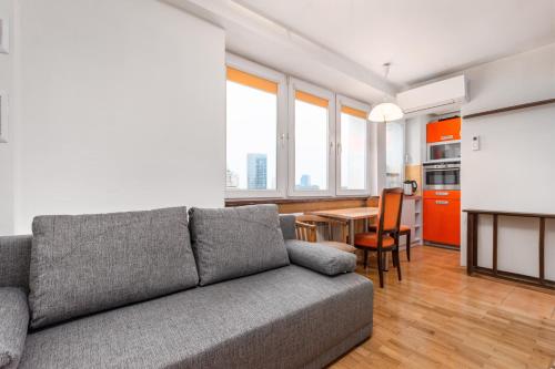 Studio E. Plater with AC by Your Freedom, Warsaw (photo 4)