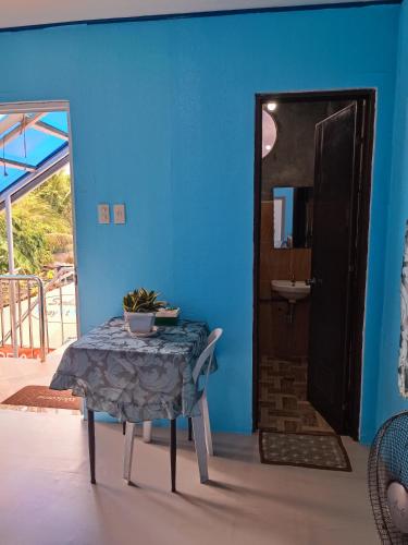 ANNI'S BEACH HOUSE