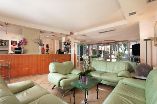 Hotel Flora 4