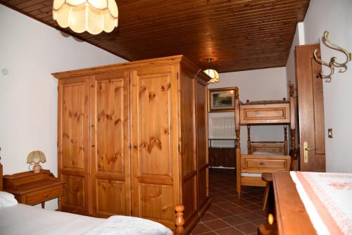 via SOIA 1 via SOIA 1