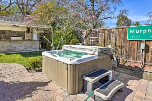 Pleasant Hill Studio with Pool and Hot Tub Access
