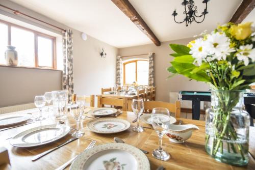 Somersal Cottages in Somersal Herbert