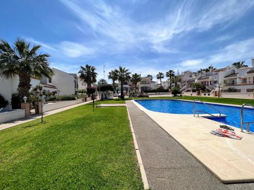 Nice Ground Floor Apartment with Communal Pool in Los Dolses LD279