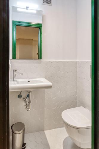 Apartment image 5