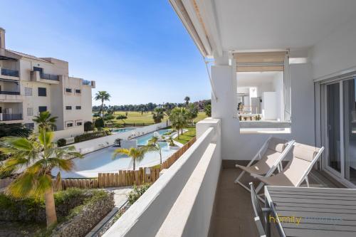 Luxury Apartment with pool view and golf