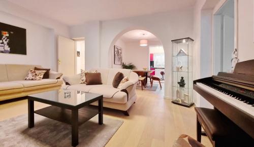Vila Schober Four Bedroom Apartment 2442 - image 2