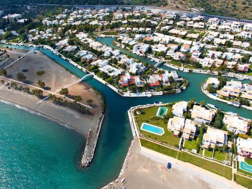 Lovely villa in the gorgeous Porto Hydra in Akti Idras (Argolis)