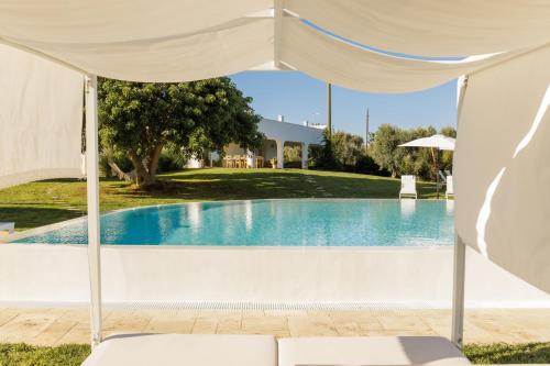 Villa Clive with Trullo Matto Plus in Pascarosa