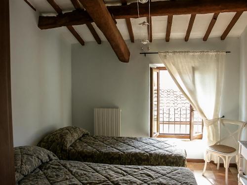 Anna Camere - image 10
