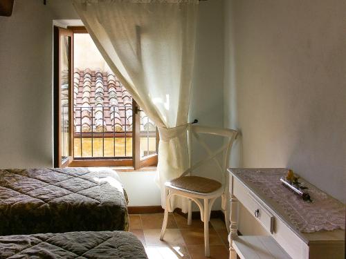 Anna Camere - image 12